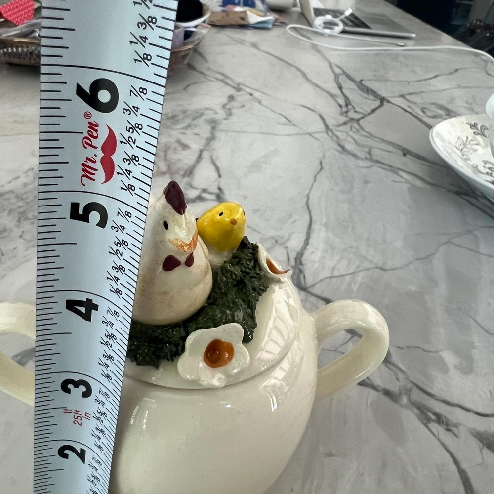Vintage handmade Cottagecore Hen sugar bowl with lid - Picture 8 of 9